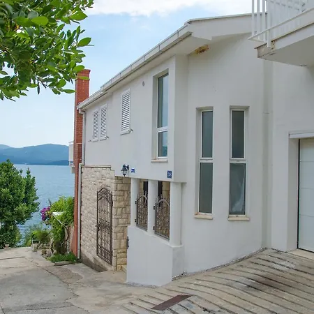 Apartman Mediteraneo *