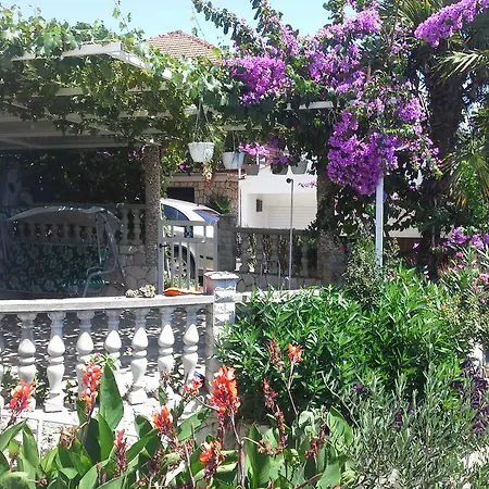 Apartman Mediteraneo *