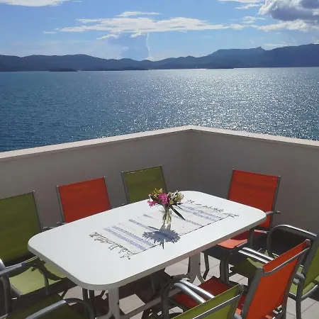 Mediteraneo Apartman
